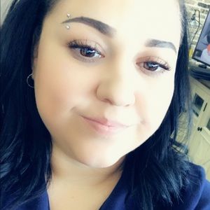 Meet your Posher, Carmen